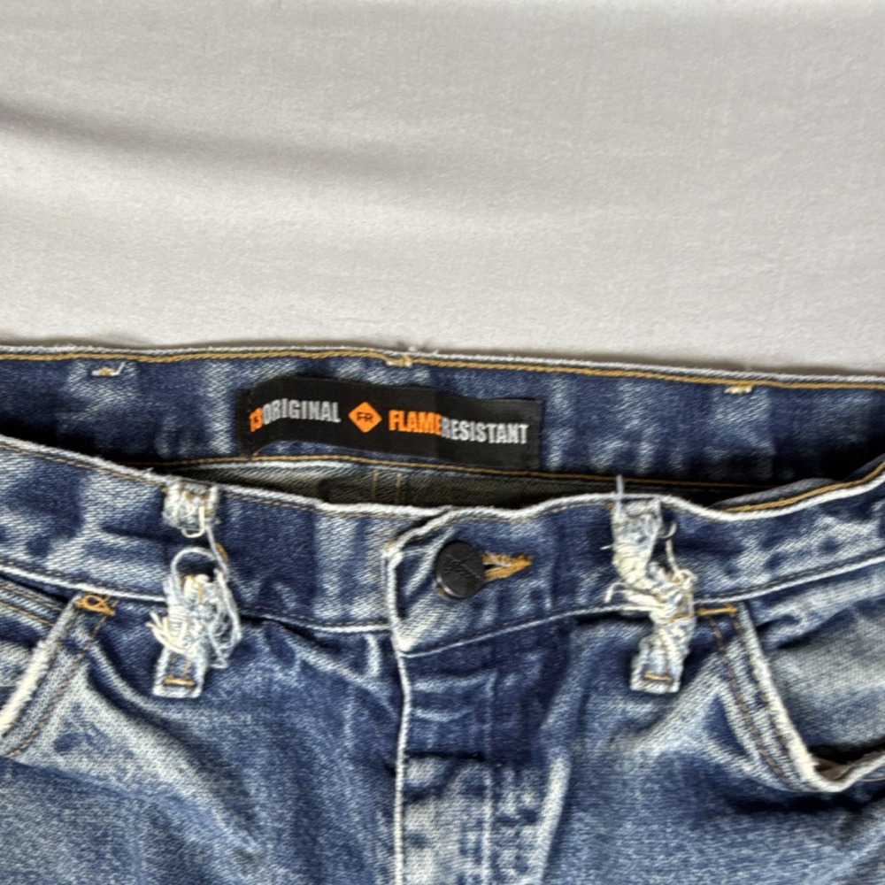 Wrangler FR Flame Resistant Men's Blue Cotton Jeans Cowboy Cut Size 33x32 - Picture 3 of 8